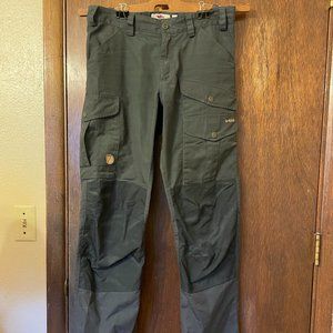 Fjallraven G1000 pants size 30-31 regular